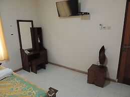 Balkondes Karanganyar (Pottery Academy)