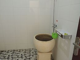 Balkondes Karanganyar (Pottery Academy)