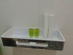 Balkondes Karanganyar (Pottery Academy)