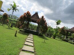 Balkondes Bumiharjo (Kampung Dolanan)