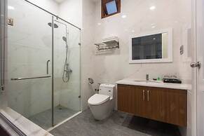 Hoang Hung Hotel