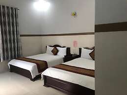 Mai Vuong Thuy Hotel