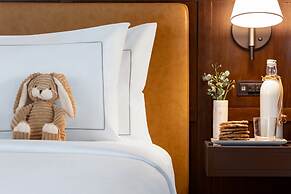 Valley Hotel Homewood Birmingham, Curio Collection by Hilton