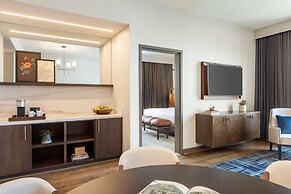 Valley Hotel Homewood Birmingham, Curio Collection by Hilton