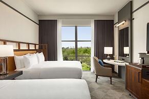 Valley Hotel Homewood Birmingham, Curio Collection by Hilton