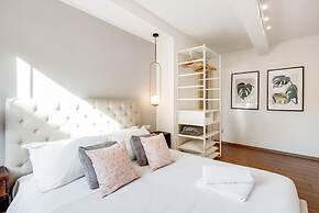 Santa Croce Flat - Modern Apartment