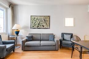 Piazza Santa Croce Design Apartment with Balcony