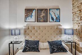 Palazzo Pitti Apartment with Terrace