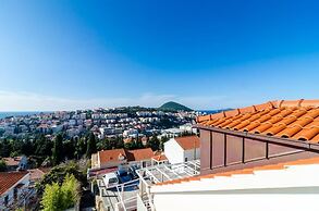 Niko's Sea View Apartment