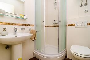 Niko's Sea View Apartment