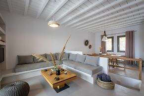 Phos Villas Tinos - Eos Villa With Private Hot Tub and Sea View 96m