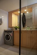 Aheste_simple Sea View Flat in Lovely Old Town