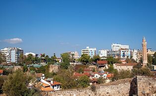 Aheste_simple Sea View Flat in Lovely Old Town