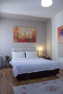 Aheste_simple Sea View Flat in Lovely Old Town