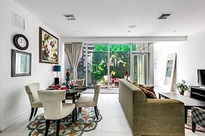 2 Bedroom 2 Bath Loft with Exclusive Rooftop & Hot Tub