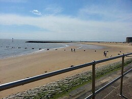 Beautiful Cosy 2-bed Caravan in Clacton-on-sea