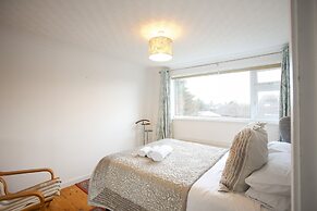 Business Park Lodge by Paymán Club