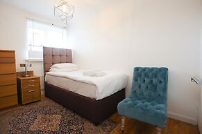 Business Park Lodge by Paymán Club