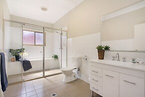 Newcastle Short Stay Apartments - Birmingham Garden Townhouses