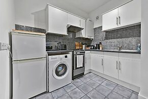West Ealing SVD Apt. - 2 Bedroom 2 Bath