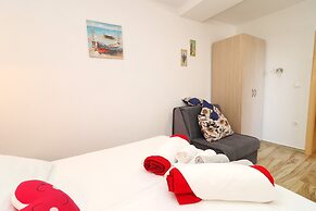 Seaside Apartments Hrkac