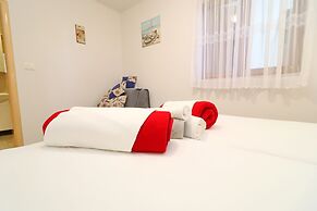 Seaside Apartments Hrkac