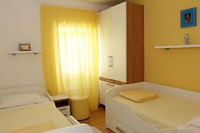 Holiday Home Granny Mary