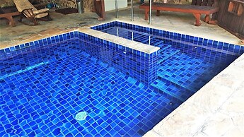 Lovely 2-bed Apartment in Pratumnak With Pool View