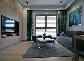 4UApart-Apartment Platan Tower Paradiso