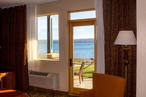 Legendary Waters Resort & Casino