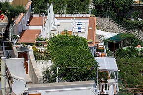 Amalfi Coast Luxury Villa with Swimming Pool