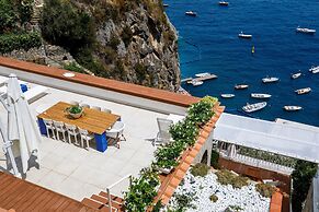 Amalfi Coast Luxury Villa with Swimming Pool