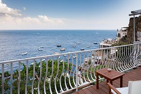 Amalfi Coast Luxury Villa with Swimming Pool