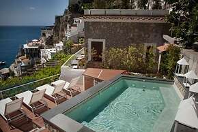 Amalfi Coast Luxury Villa with Swimming Pool