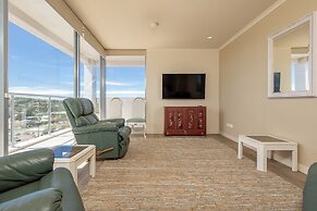 The Crest Penthouse 902