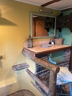 Beautiful 6-bed Home in Brecon