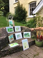 Beautiful 6-bed Home in Brecon