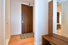 Modern 1BR Residence in Canyons Village Ski in/out! by RedAwning - Sav