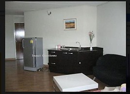Room in Guest Room - Chan Kim Don Mueang Guest House, Free Parking Spa