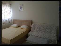 Room in B&B - Thailand Taxi&apartment Hostel, air Conditioning and Fre