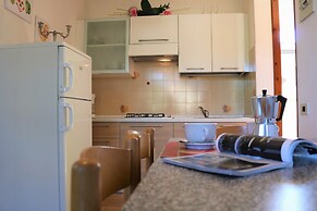 Lovely Villa With Private Fenced Garden