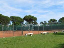 Residence With Large Swimming Pool And Beach Place