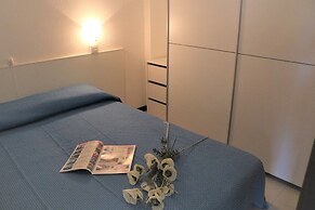 Stay Just few Meters From the Beach