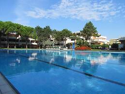 Flat in Bibione With Shared Pool