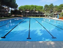 Modern Apartment in Residence - 2 Swimming Pools - Tennis Courts by Be