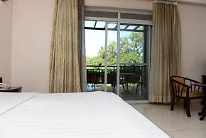 Room in Apartment - This Standard Suite Offers a Brilliant Experience