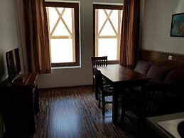 Room in Guest Room - Granat Double Room 1- Next to Gondola Lift