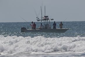 2 Comfortable New Villas Near Pacific, Private Pool With Waterfall!