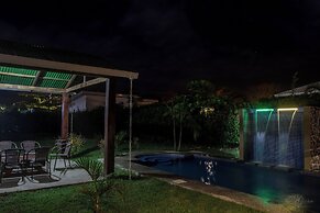 2 Comfortable New Villas Near Pacific, Private Pool With Waterfall!