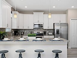 Free Pool Heat! Walk to Lazy River